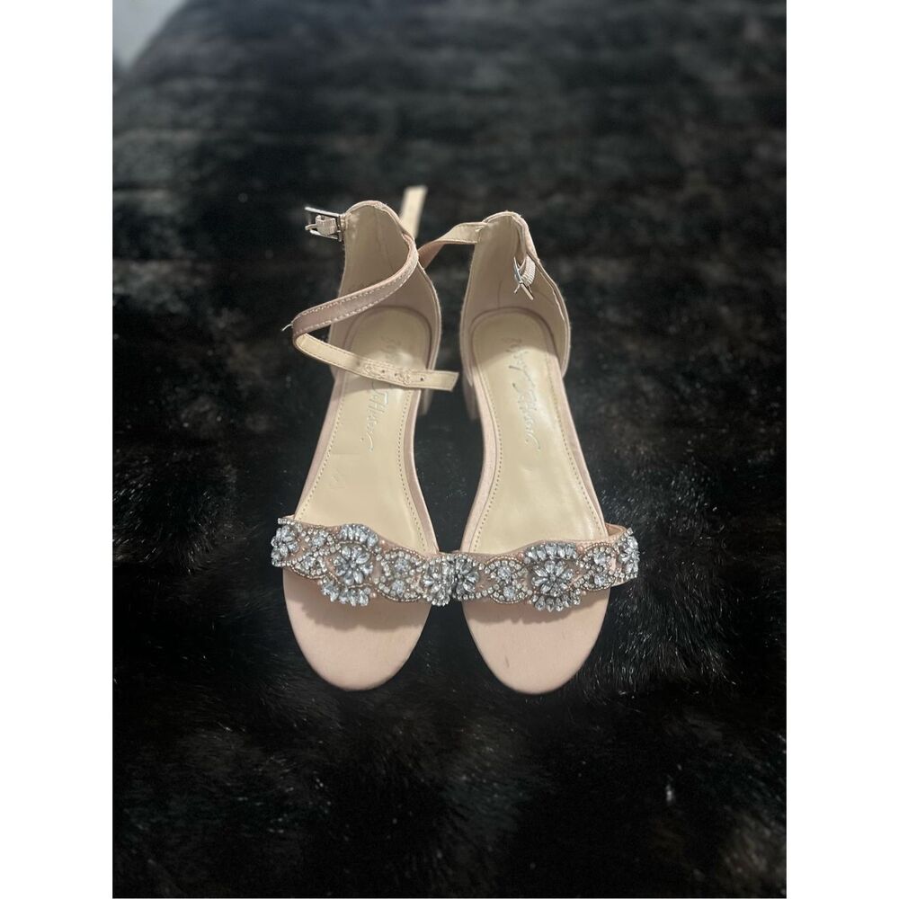 Betsey Johnson Women's Sb-Mel Heeled Sandal Jeweled flower girl wedding 2